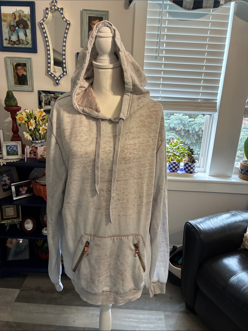 Cozy Light Heathered Hoodie with Front Zip Pockets